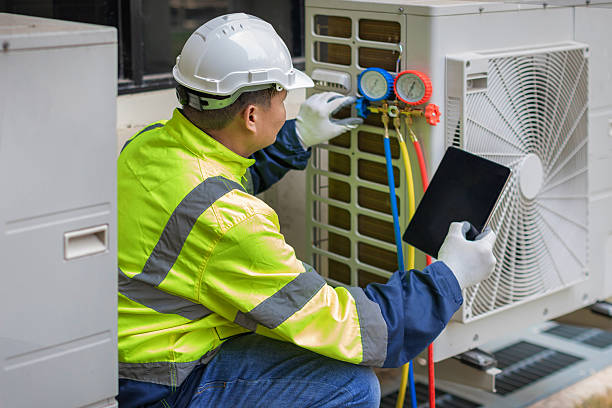 Professional Hvac technician working in Tatamy, PA